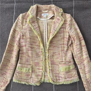 Chic Tweed Jacket with Fringe Details